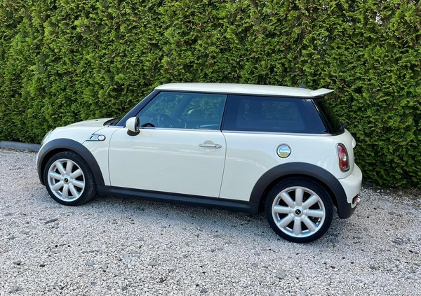 MINI Cooper S cena 21900 przebieg: 189000, rok produkcji 2008 z Gdynia małe 79